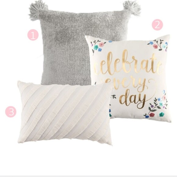 Lauren Conrad LC White Fringe Decorative Accent Pillow NWT CottageCore Coastal - Picture 2 of 4